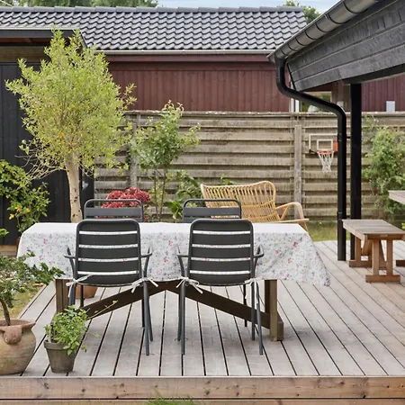 Hébergement de vacances Charming 70s Retreat Near And Peaceful Vibe Odder